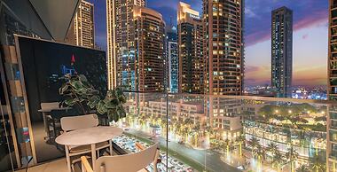 LUX  The Address Opera Downtown Suite