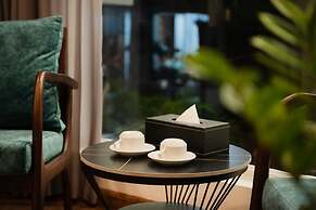 Hanoi Bliss Boutique Lo Ren