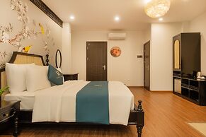 Hanoi Bliss Boutique Lo Ren