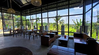 Beringin View Hotel & Resort