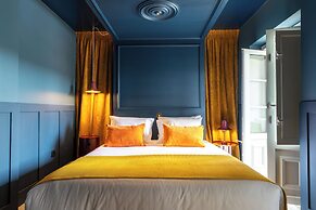 &Tales Hotel