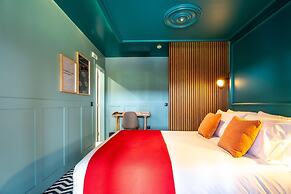 &Tales Hotel