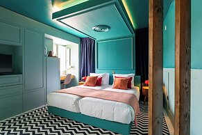 &Tales Hotel