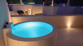 Beifei Garden Majestic Great Wall View