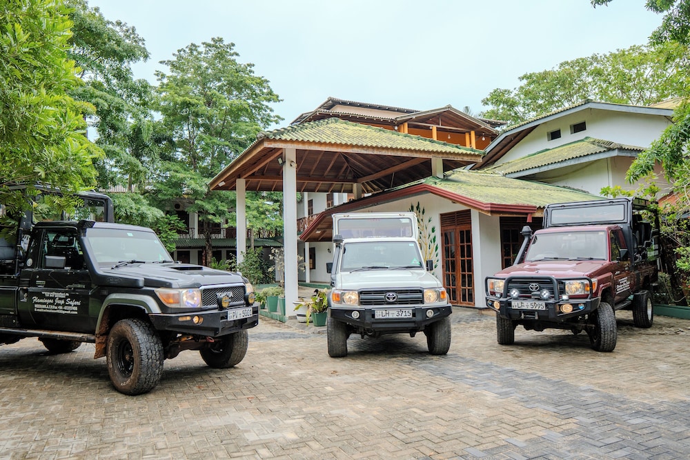 Flamingo Lake Resort