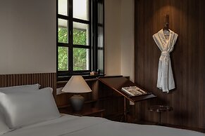 Futon Designer Hotel (Liberation Monument&Nanbin Road Store)