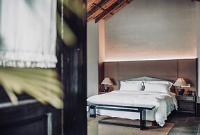 Futon Designer Hotel (Liberation Monument&Nanbin Road Store)