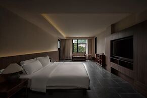 Futon Designer Hotel (Liberation Monument&Nanbin Road Store)