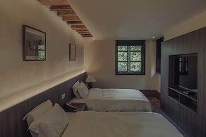 Futon Designer Hotel (Liberation Monument&Nanbin Road Store)
