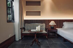 Futon Designer Hotel (Liberation Monument&Nanbin Road Store)