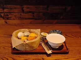 Futon Designer Hotel (Liberation Monument&Nanbin Road Store)