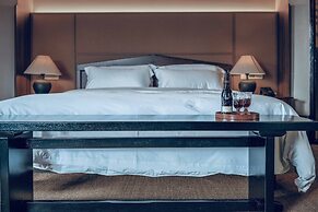 Futon Designer Hotel (Liberation Monument&Nanbin Road Store)
