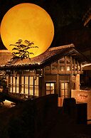 Futon Designer Hotel (Liberation Monument&Nanbin Road Store)