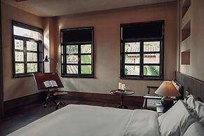 Futon Designer Hotel (Liberation Monument&Nanbin Road Store)