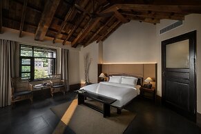 Futon Designer Hotel (Liberation Monument&Nanbin Road Store)