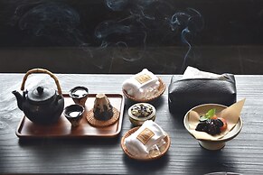 Futon Designer Hotel (Liberation Monument&Nanbin Road Store)