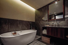 Futon Designer Hotel (Liberation Monument&Nanbin Road Store)
