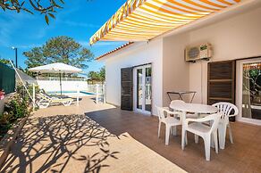 Solar do Castelo Villa with Pool and Private Studio