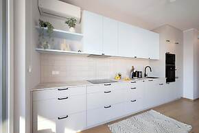 Elite Apartments Beachside Balcony