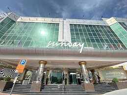 Dancenter Luxury Holiday International Dubai