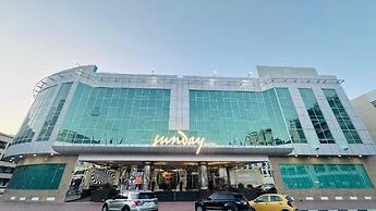 Dancenter Luxury Holiday International Dubai