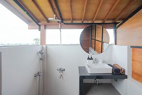 Sky Apartments And Suites