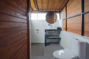 Sky Apartments And Suites