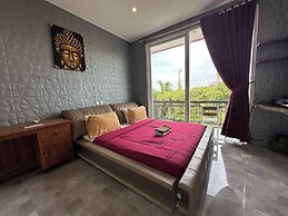 Sky Apartments And Suites