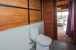 Sky Apartments And Suites