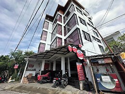 Sky Apartments And Suites