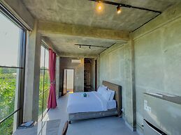 Sky Apartments And Suites
