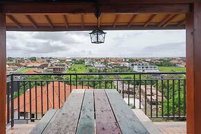Sky Apartments And Suites