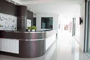 Grand Place Resort
