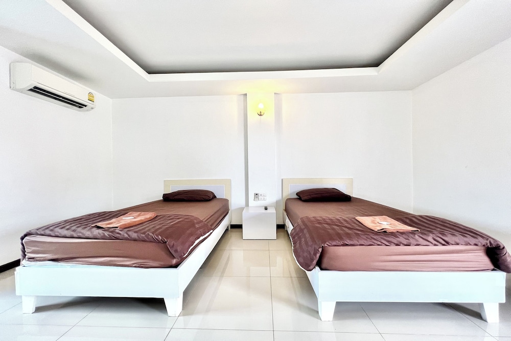 Grand Place Resort