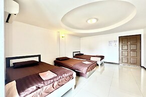 Grand Place Resort