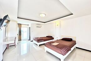 Grand Place Resort