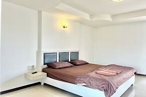 Grand Place Resort