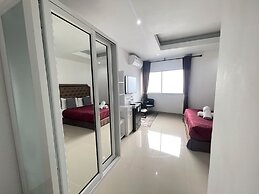 W-9 Hotel