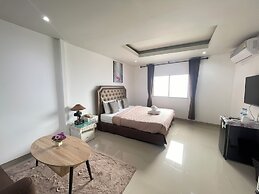 W-9 Hotel