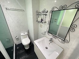 W-9 Hotel