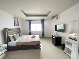 W-9 Hotel