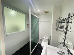 W-9 Hotel