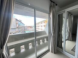 W-9 Hotel