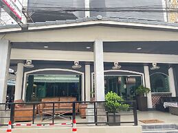 W-9 Hotel