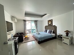 W-9 Hotel