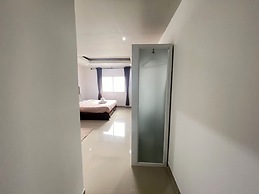 W-9 Hotel
