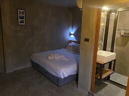 Sukhum Rajamangala-Phatthanakan Rooms
