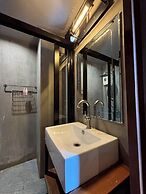 Sukhum Rajamangala-Phatthanakan Rooms