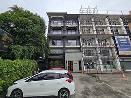Sukhum Rajamangala-Phatthanakan Rooms