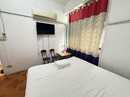 Happyland Guesthouse